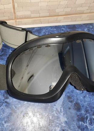 Зеркальная новейшая сток лыжная маска горнолыжная очки кровавая защитные для сноуборда очки

.carrera kitton silver flash.9 фото
