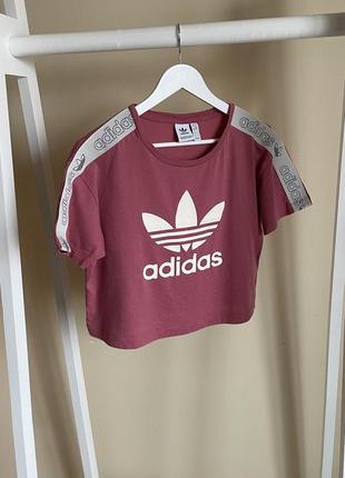 Укороченная футболка, кроп топ от adidas2 фото
