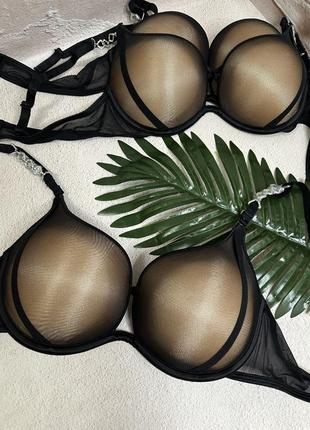 Бюстгальтер на чашку с