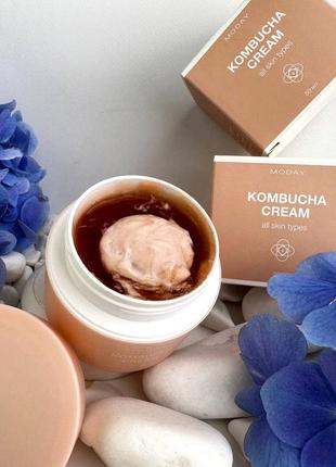 Мультифункциональный двухфазный крем для лица moday kombucha cream 50 мл4 фото