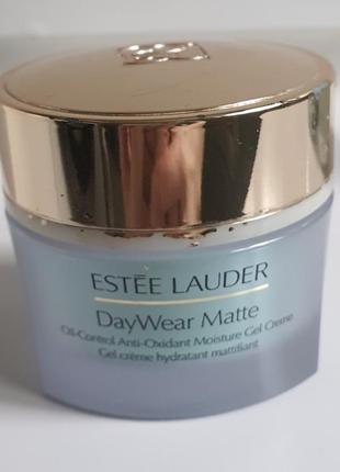 Матирующий антиоксидантный гель-крем estee lauder daywear matte