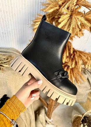 Натуральные зимние ботинки с цепочкой3 фото
