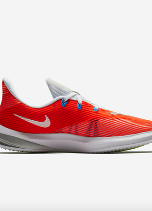 Nike future speed легкі, яскраві кросівки