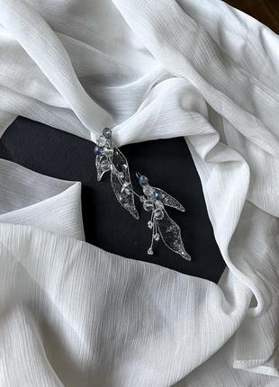 Набір весільних прикрас для нареченої: весільні заколки, шпилька, гілочка для волосся, сережки4 фото
