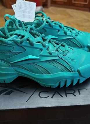 Reebok cardi b v2