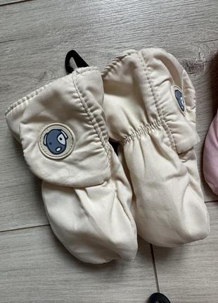 Теплые удобные пинетки ботинки и варежки для малыша набор2 фото