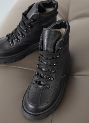 Стильные зимние ботинки черного цвета2 фото