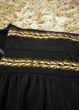 Нарядное платье с декольте 3