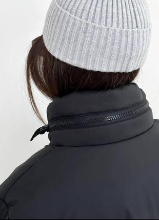 Женская демисезонная куртка с потайным капюшоном4 фото