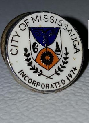 Значок винтаж 1974 год ретро значок винтажный значки спорт срсрпин брош