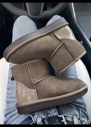 Ugg mini4 фото