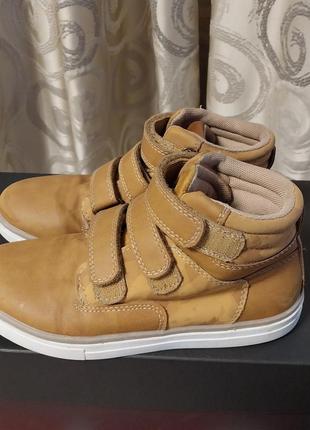 Качественные стильные брендовые ботинки tu