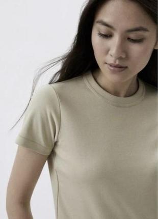 Футболка базова uniqlo р. s/36/8, m/38/10, l/40/12, xl/42/14.