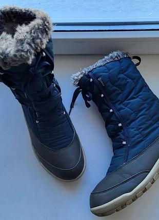 Женские зимние сапоги на мембране waterproof и на меху quechua