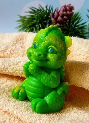 Набор новогоднего мыла ручной работы с растительными и эфирными маслами7 фото