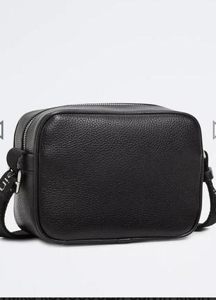 Сумка кросс-боди черная calvin klein crossbody оригинал6 фото