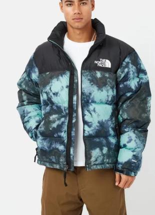 Пуховик the north face printed 1996 retro nuptse down jacket