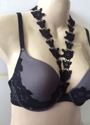 Очень красивый бюстгальтер hunkemoller 70d2 фото