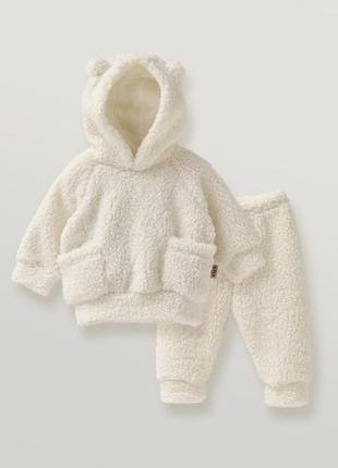Костюм плюшевий