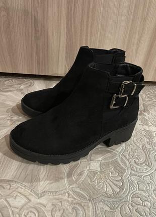 Ботинки демисезонные