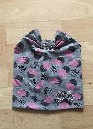 Чудова шапка для дівчаток весна/ осінь на 3-4 роки