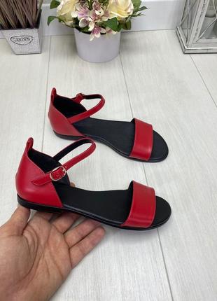 Красные сандалии босоножки