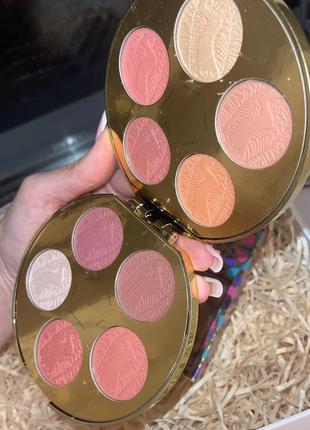 Tarte blush 10в1 рум'яна і хайлайтер лімітована палетка6 фото