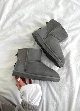 Ugg silver (лакований задник)