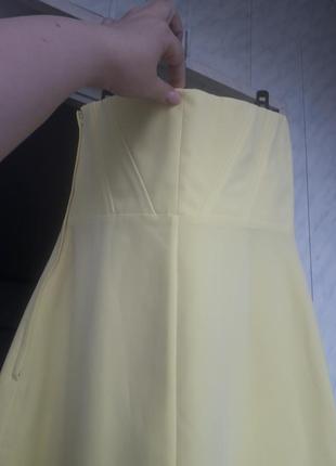 Стильное корсетное платье-бандо ярко-жёлтого цвета5 фото
