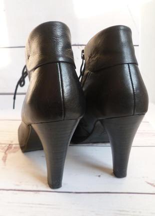 Чёрные кожаные сапожки ботинки caprice на шнуровке4 фото