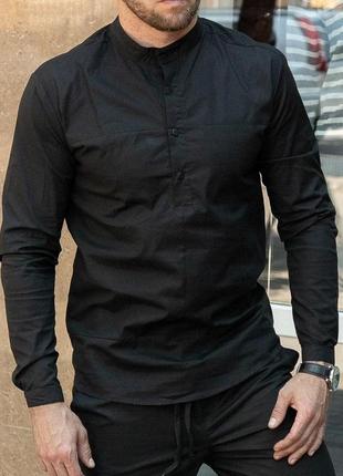 Мужская стильная повседневная рубашка с воротником-стойкой чёрная1 фото