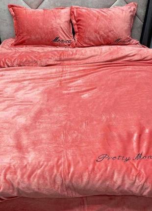 Роскошное велюровое постельное белье&nbsp; подойдет для людей с изысканным вкусом.4 фото