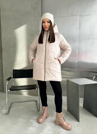 Женская зимняя куртка средней длины с капюшоном3 фото