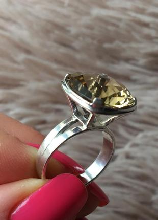 Серебряное кольцо с натуральным граненым цитрином5 фото