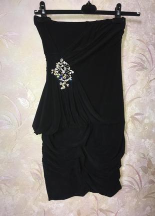 Маленьке чорне плаття,міні сукня,вузьке плаття,плаття по фігурі,плаття в обтяжку