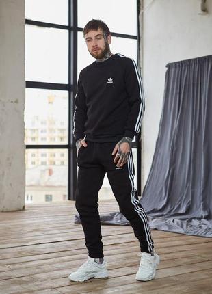 Набор adidas зима: свитшот штаны футболка шапка носки 2 пары  адидас2 фото