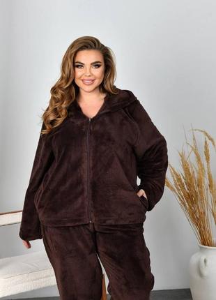 Очень теплая, махровая пижама на молнии, 46-56 размеров. 019079