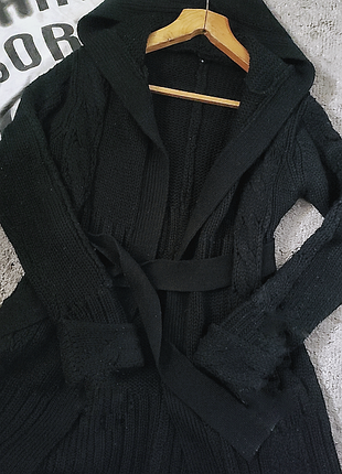 Теплий кардиган із капішоном