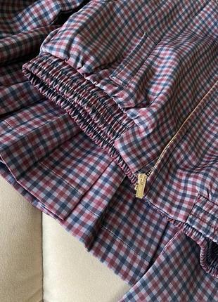 Костюм в стиле miumiu рубашка укороченная юбка плиссе в клетку бордо8 фото