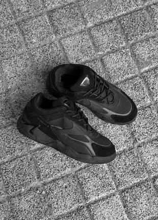 Стильные черные зимние мужские спортивные кроссовки с мехом кожаные/кожа-мужская обувь на зиму