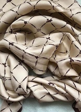 Эксклюзивный шелковый платок. donaldson. disney.