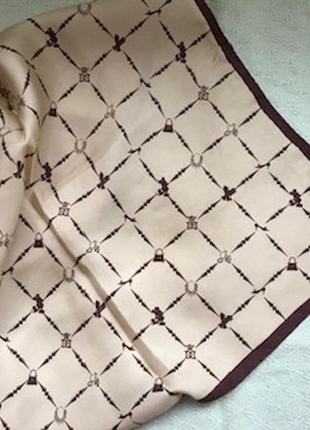 Эксклюзивный шелковый платок. donaldson. disney.