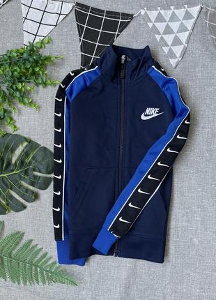 Кофта на лампасах nike