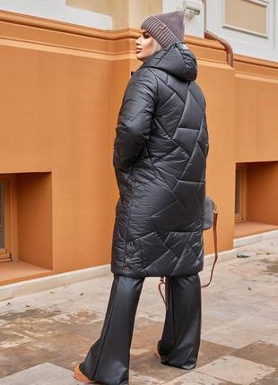 Стильное женское зимнее пальто прямого кроя3 фото