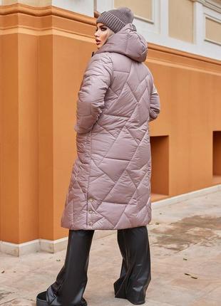 Стильное женское зимнее пальто прямого кроя6 фото