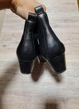 Жіночі черевики напівчоботи шкіряні tamaris3 фото