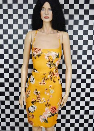Гірчичне красиву сукню з журавлями квітами шнурівкою на спинці4 фото