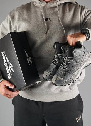 Шикарные зимние кроссовки "reebok zig kinetica 2 edge gore-tex x corbura fur winter"6 фото