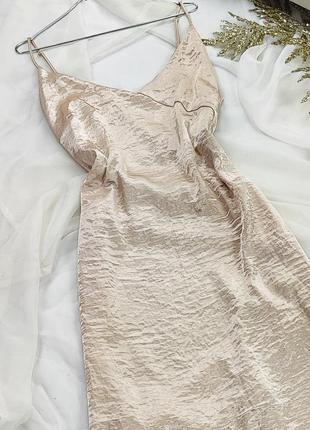 Сатинова сукня на бретельках кольору шампанського h&m2 фото