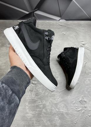 Зимові черевики nike